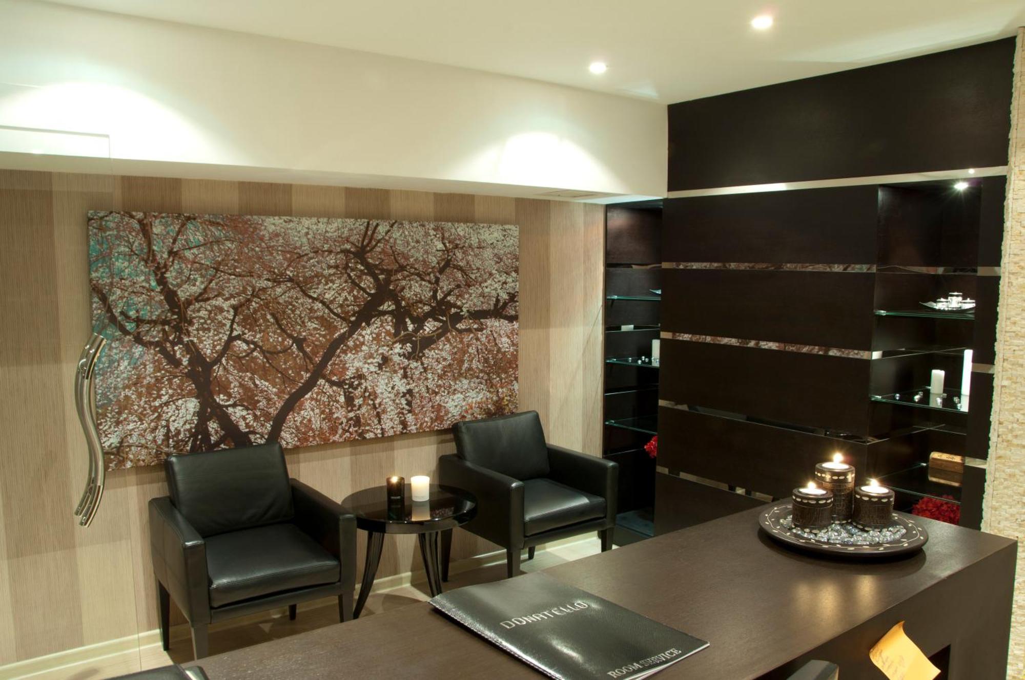 Donatello Boutique Hotel Alma-Ata Buitenkant foto