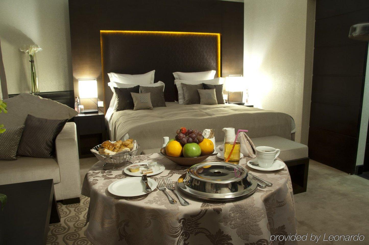 Donatello Boutique Hotel Alma-Ata Buitenkant foto
