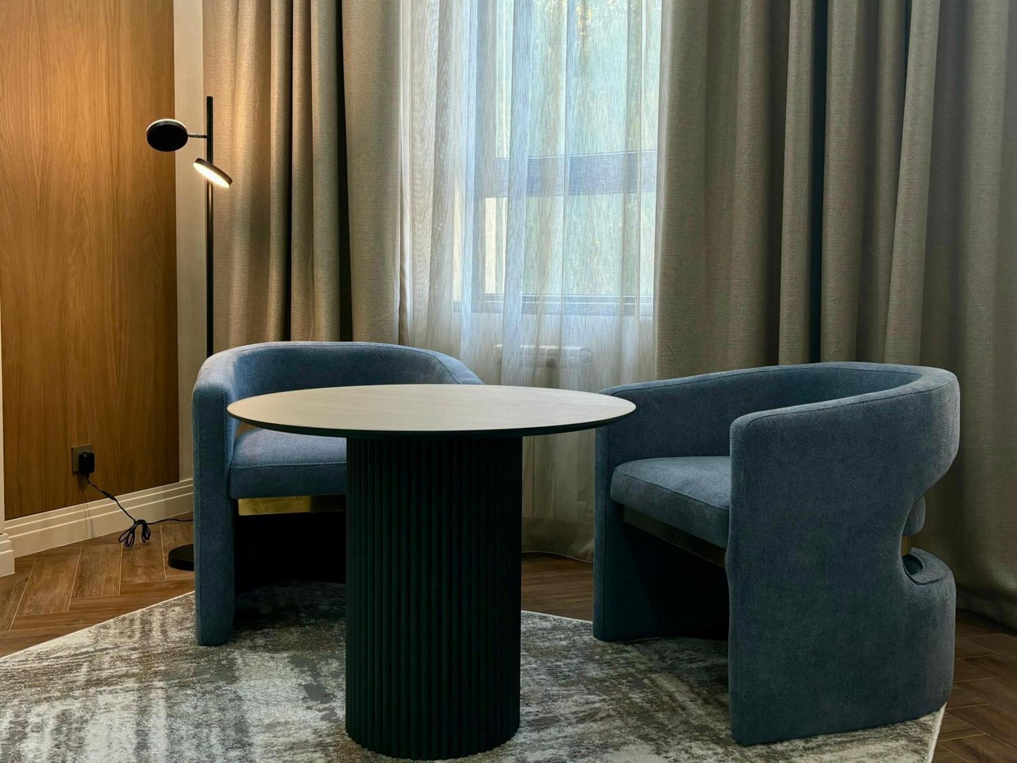 Donatello Boutique Hotel Alma-Ata Buitenkant foto