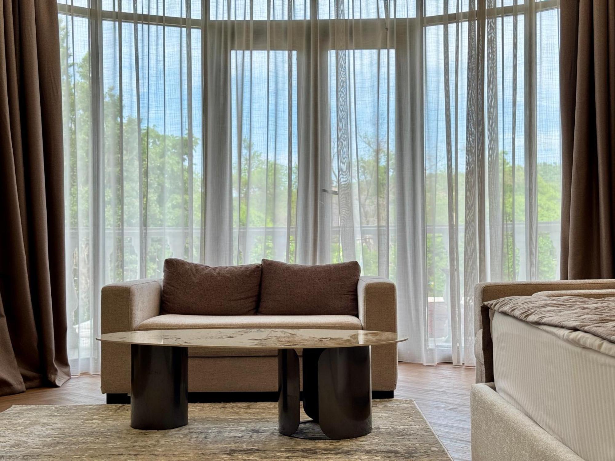 Donatello Boutique Hotel Alma-Ata Buitenkant foto
