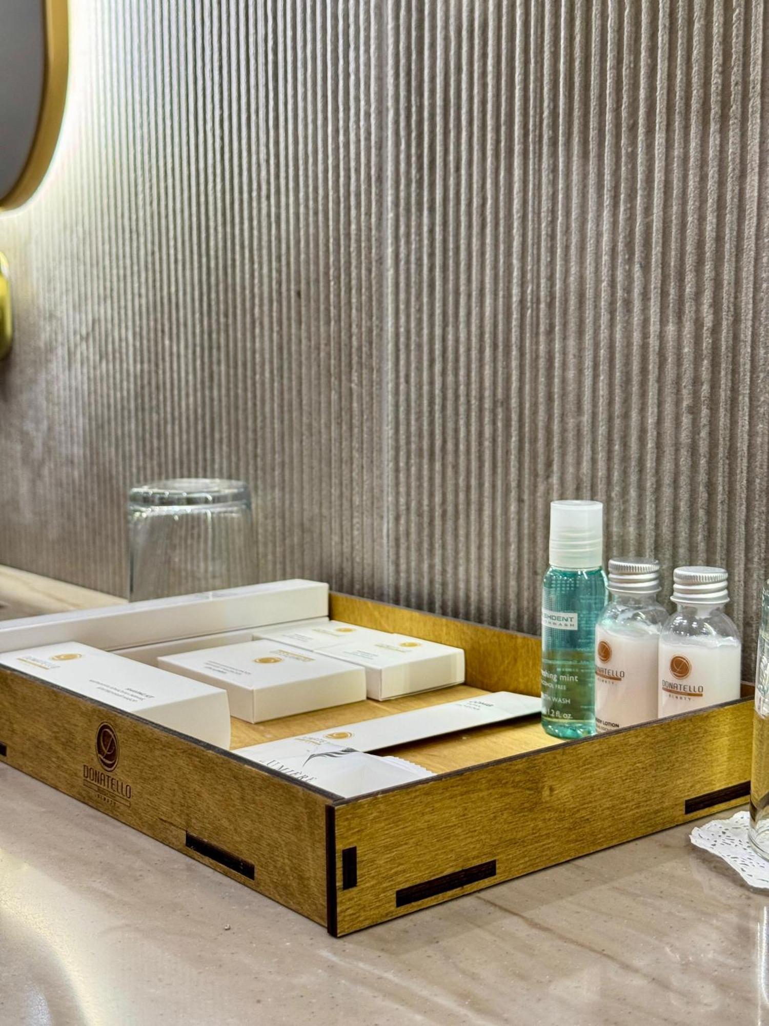 Donatello Boutique Hotel Alma-Ata Buitenkant foto