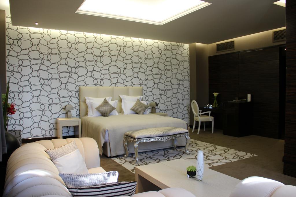 Donatello Boutique Hotel Alma-Ata Kamer foto