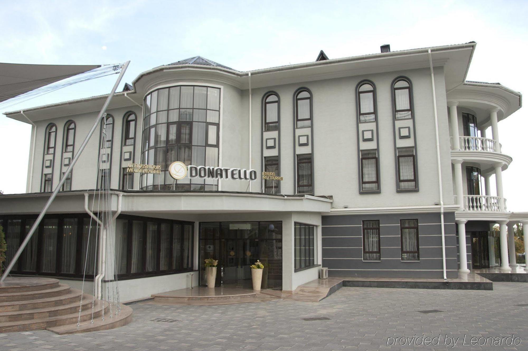 Donatello Boutique Hotel Alma-Ata Buitenkant foto